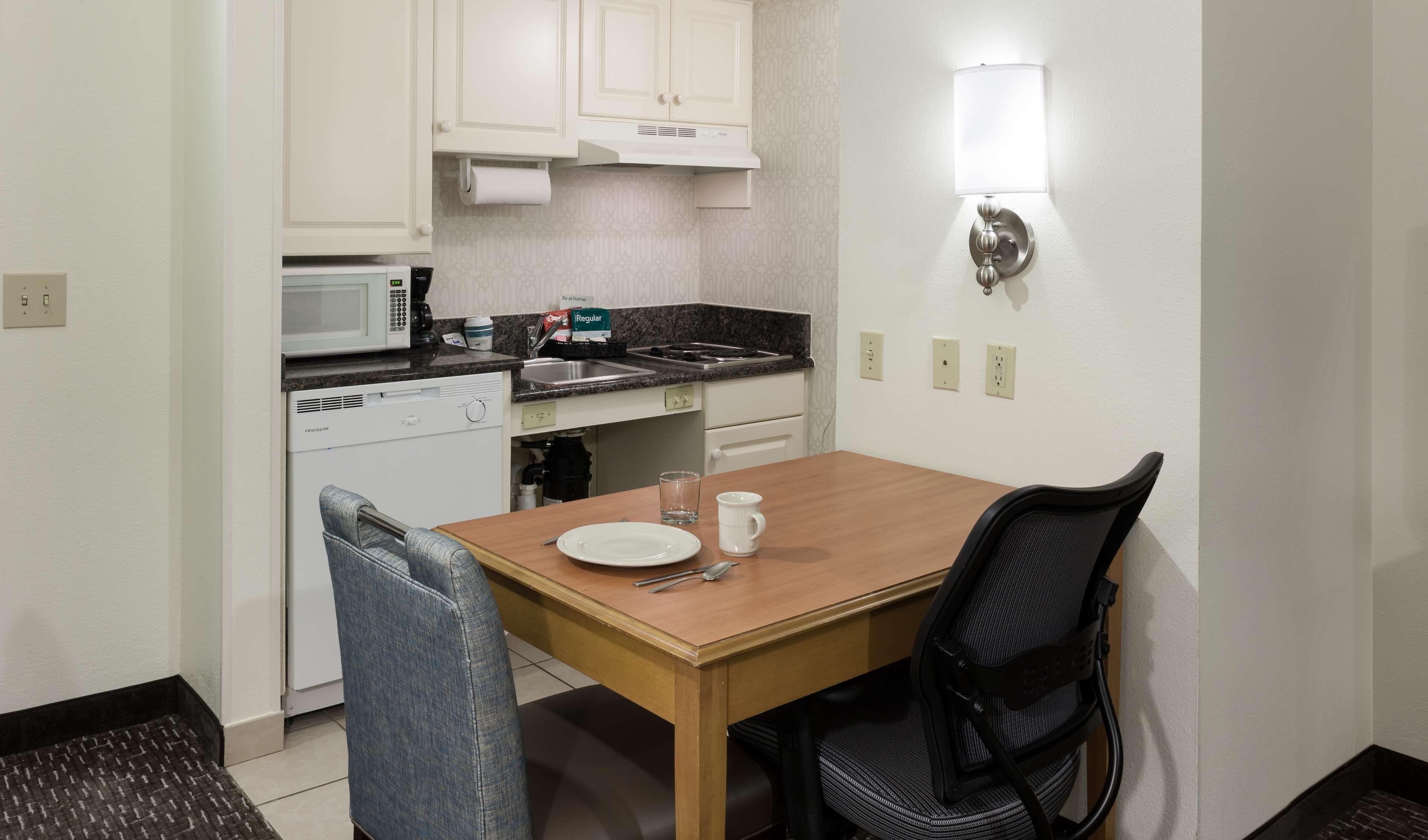 Homewood Suites Miami Airport/Blue Lagoon Bagian luar foto