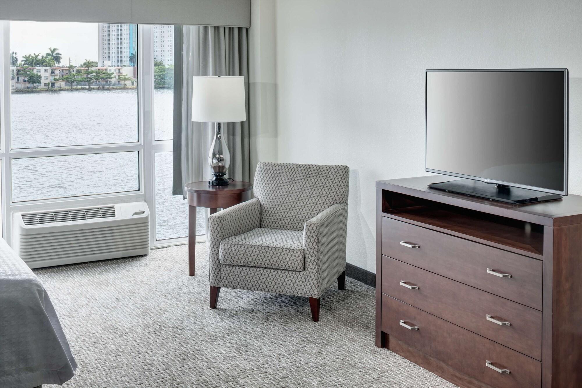 Homewood Suites Miami Airport/Blue Lagoon Bagian luar foto