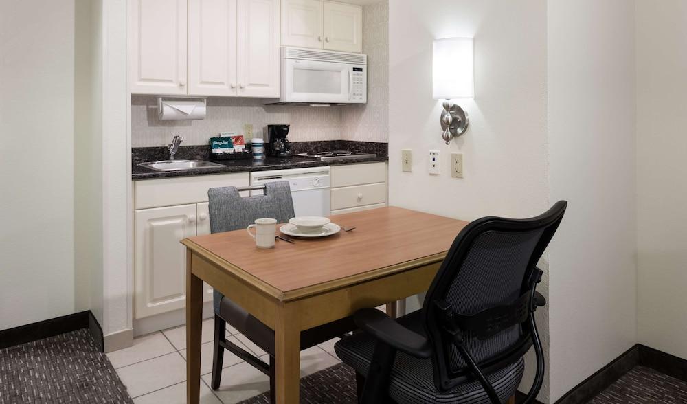 Homewood Suites Miami Airport/Blue Lagoon Bagian luar foto