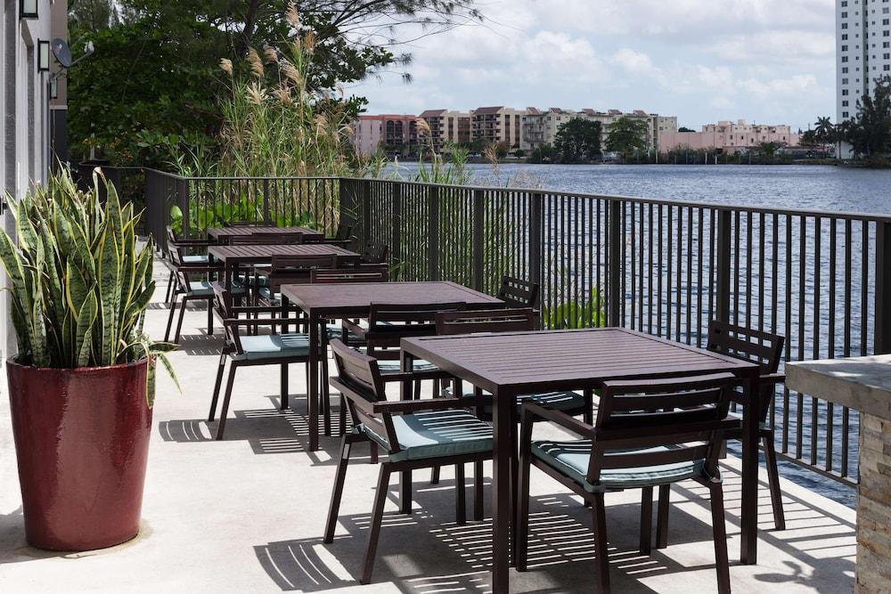 Homewood Suites Miami Airport/Blue Lagoon Bagian luar foto